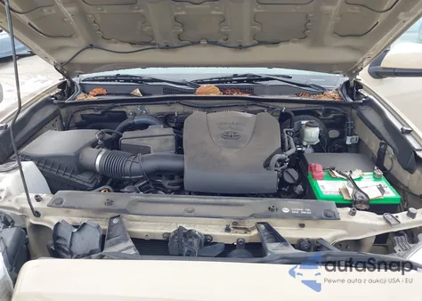 2017 Toyota Tacoma Dbl Cab/Sr/Trdspt/Or/Pro z USA, uszkodzony, nr VIN 3TMCZ5AN2HM093896